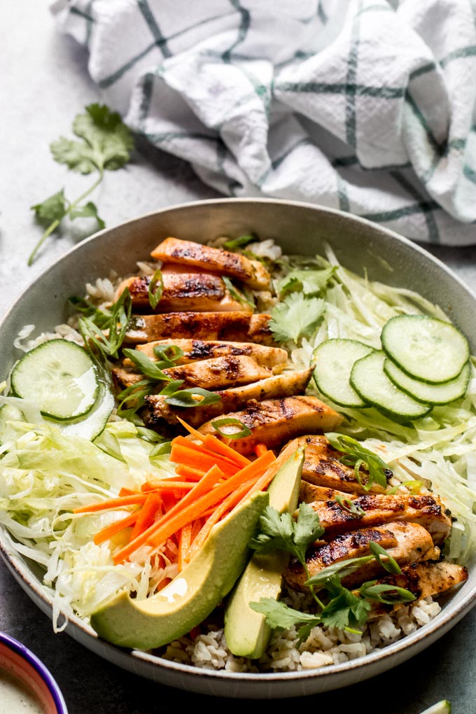 Spring Roll Bowl with Grilled Chicken - Little Broken