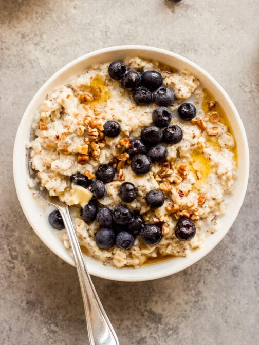 Flaxseed and Blueberry Oatmeal - Little Broken