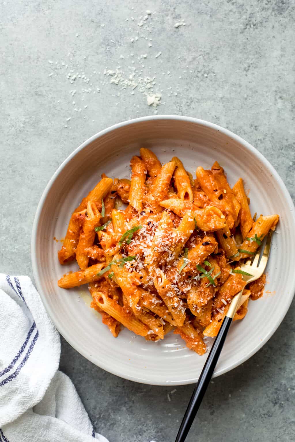 Penne Vodka Sauce - Little Broken