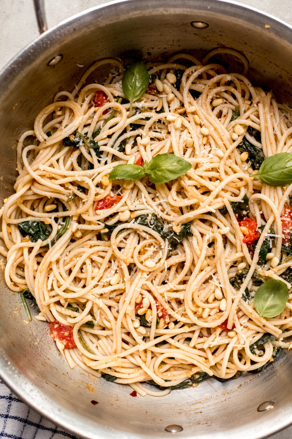 30-Minute Pasta with Spinach and Tomatoes - Little Broken